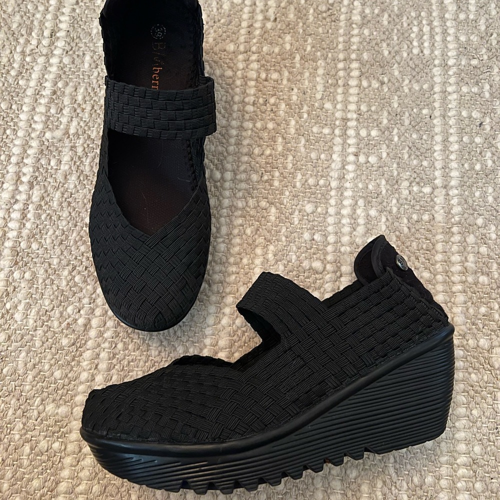 Bernie Mev Lulia Wedge